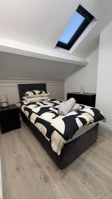 4 Bedroom Near Center Apartment